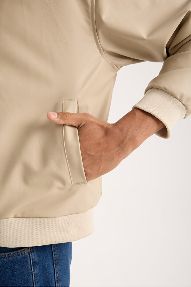 سترة جلدية مزينة بالدبابيس - 8