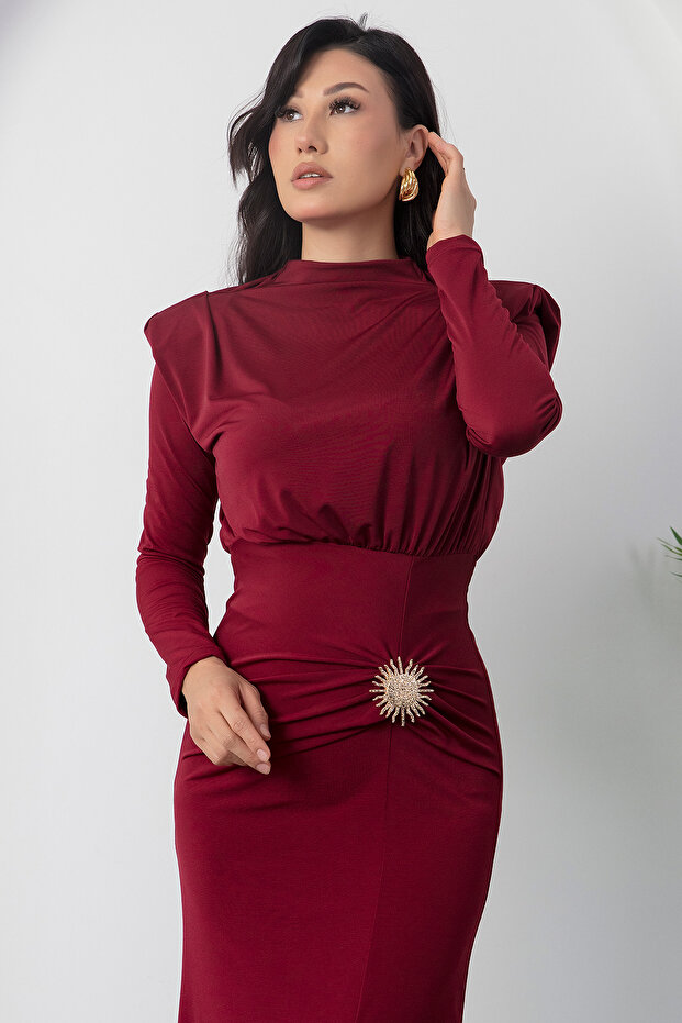 Dik Yaka Omuz Vatkalı Tokalı Elbise 2025-4354 - 2