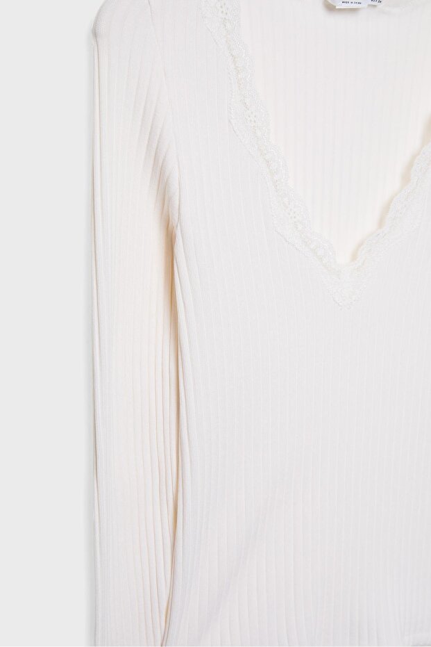 Dantelli dikişsiz tişört - 7