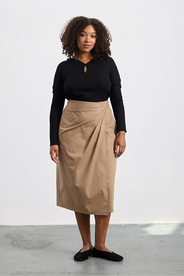 LEVE Anvelop Midi Etek Camel - 1