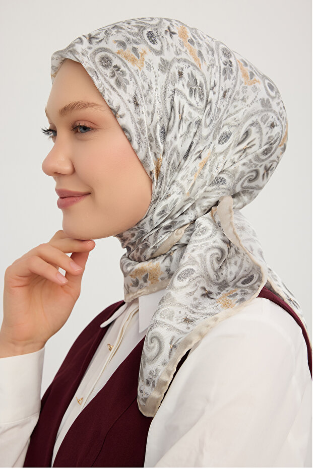 إثنيك بير - بيج - وشاح جانجان منقوش أورورا - 90x90 سم
