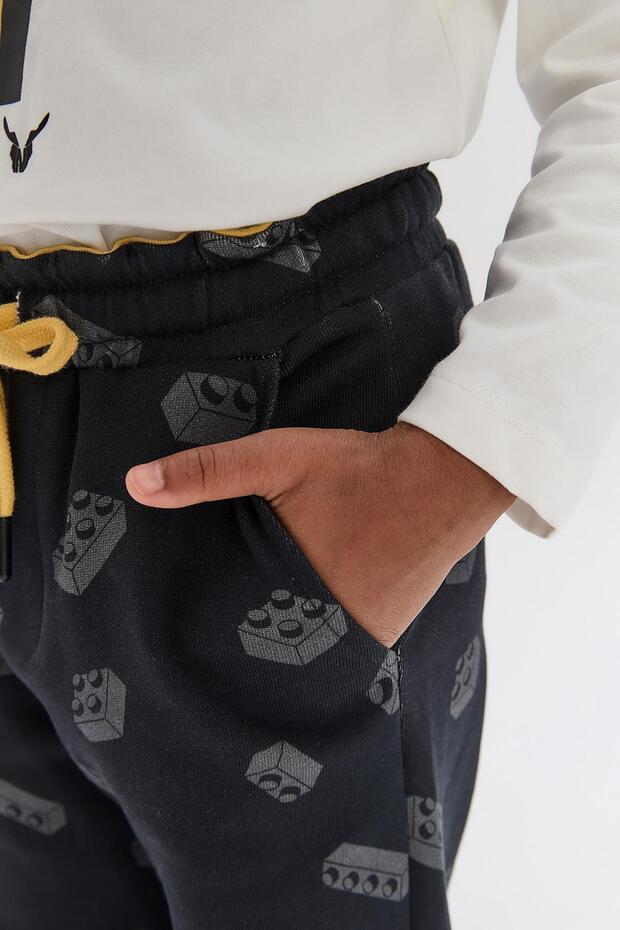 بنطال رياضي منقوش للأولاد - 4