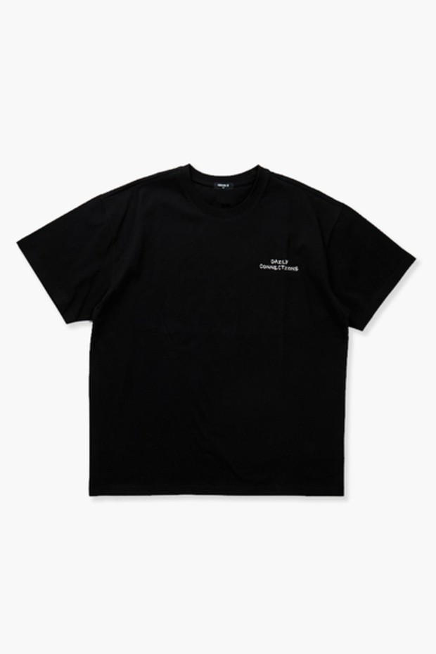 Line Art Detaylı Tişört - 1