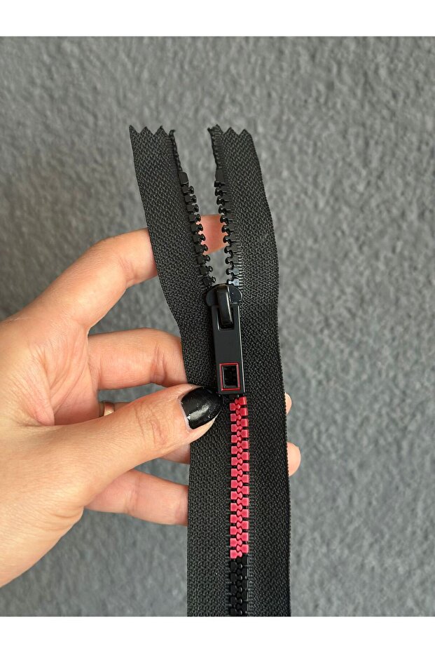 24X3 cm Two Color Zipper with Teeth Red