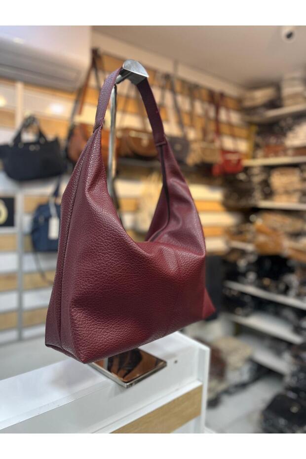 Comfortable Single-Handle Bag with Stitching Detail on the Front, Suitable for Daily Use Width: 36cm Length: 27cm Bottom: 11cm - 4