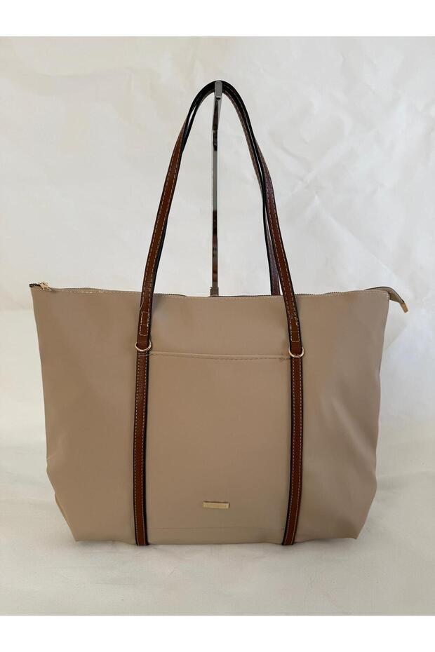 Large Women's Shoulder Bag Stylish and Spacious Everyday Bag with Buckle Leather Strap Laptop Bag