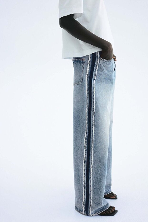 جينز ذو ألواح جانبية - 4