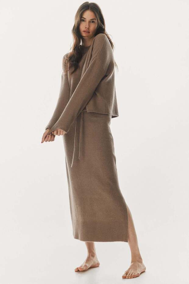 Knitted drawstring skirt