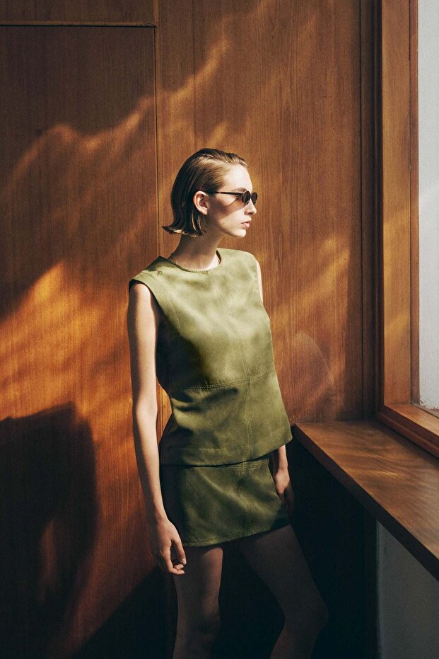 بلوزة بدون أكمام - 4