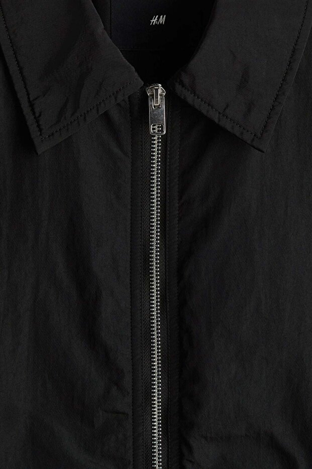 سترة نايلون بمقاس عادي - 3