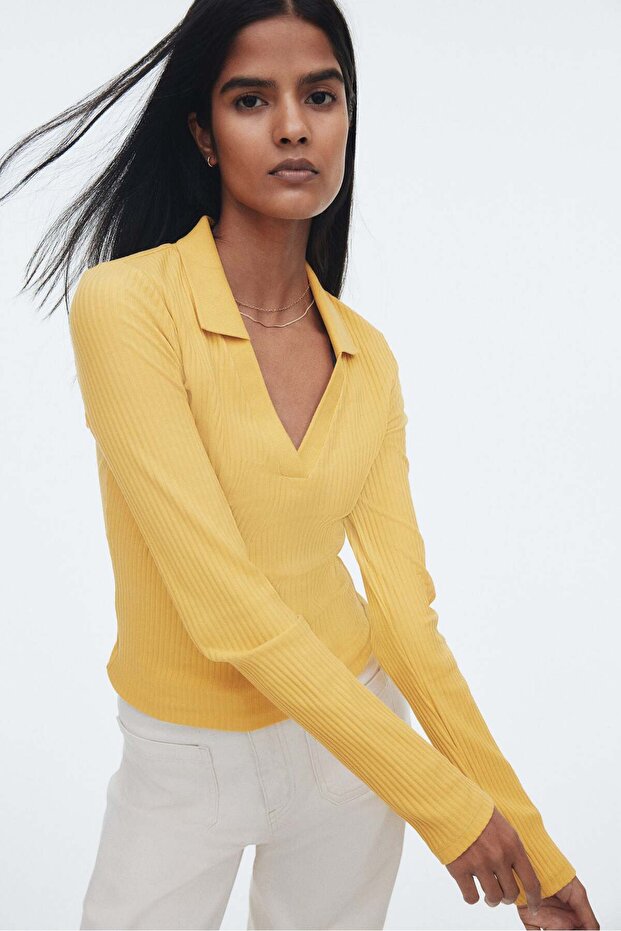 قميص بياقة مضلعة - 1