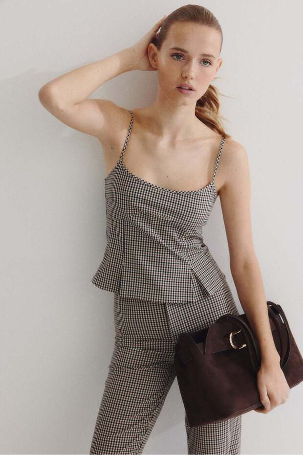 الجزء العلوي ذو الأشرطة - 5