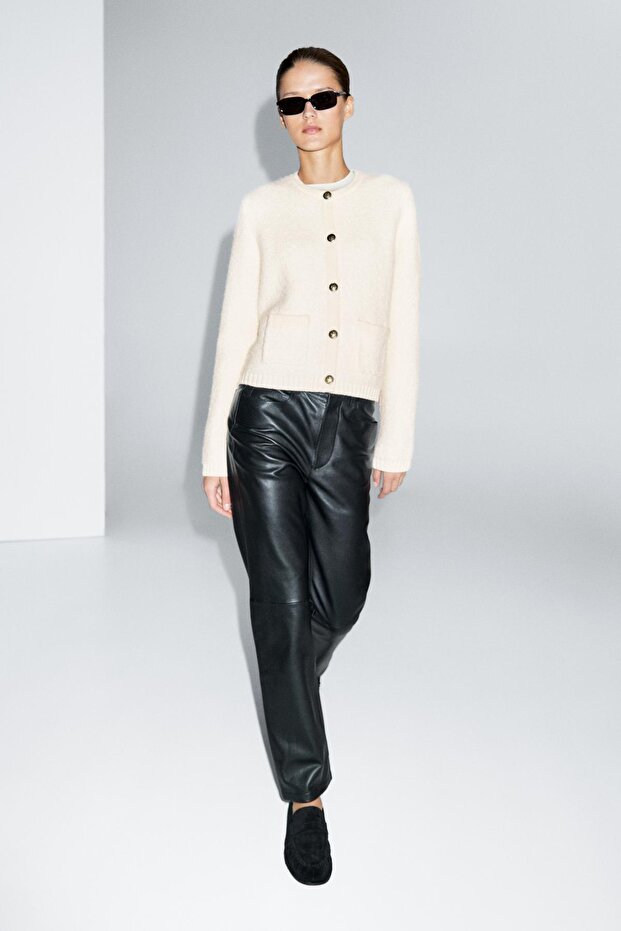 Dore düğmeli kısa hırka - 4