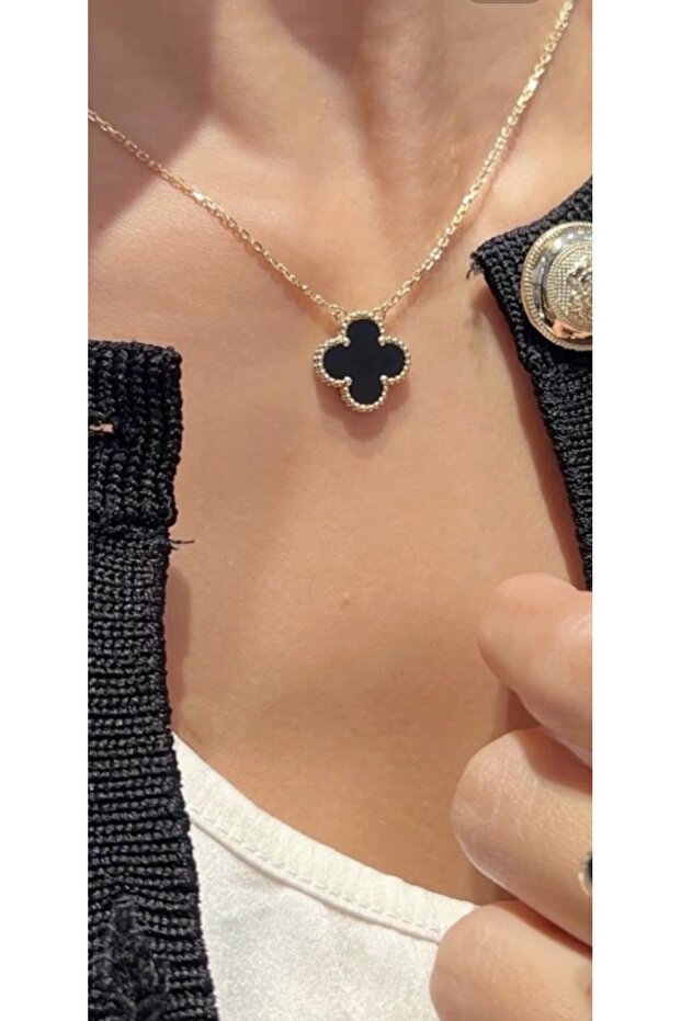 Siyah Tek Yonca Model Kolye - 2