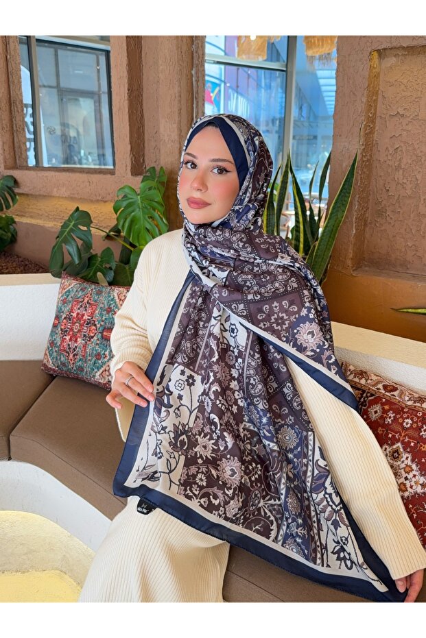 شال قطني ناعم منقوش من سلسلة Soon باللون الأزرق الداكن والبني ps110