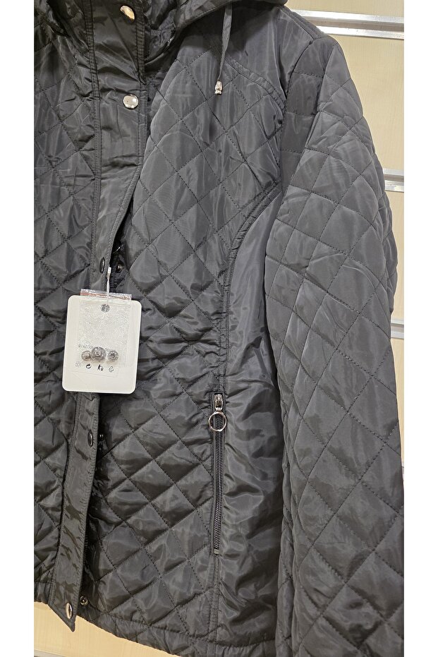 معطف بنمط البقلاوة مع تفاصيل الأزرار - 3