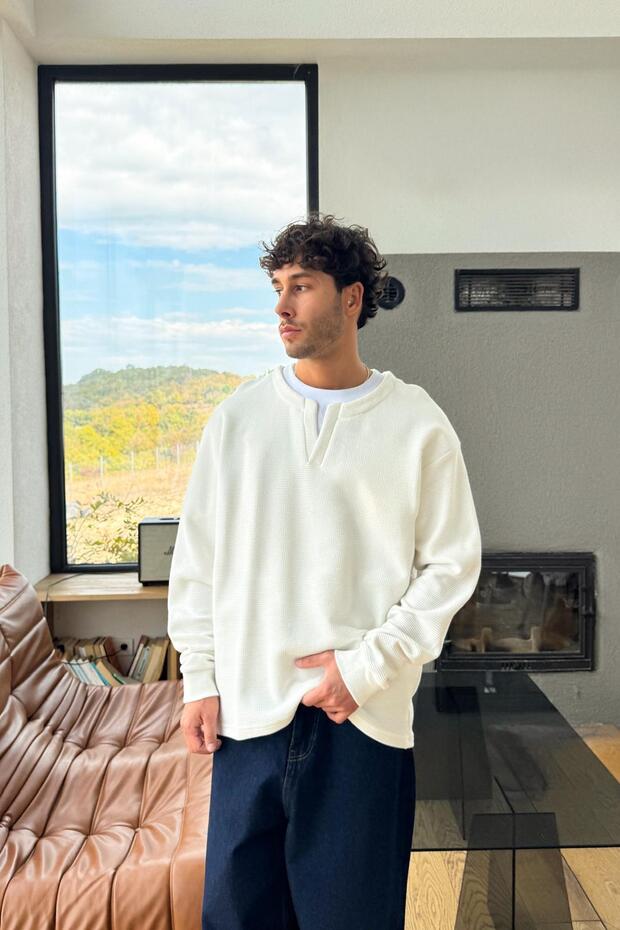 V Yaka Basic Sweatshirt Beyaz - 1
