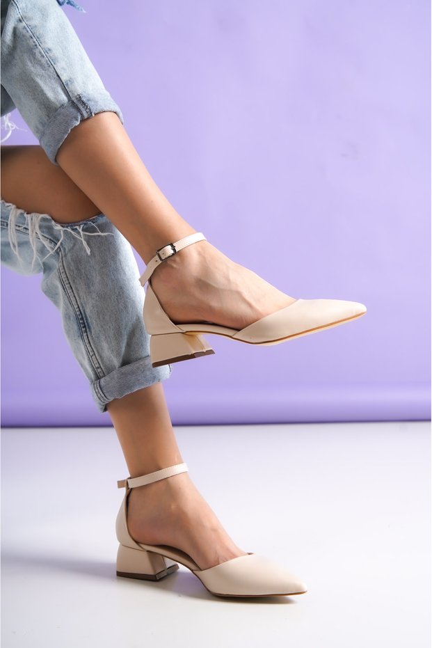 Comfortable Block Heeled Modern Ankle Strap Women's Shoes