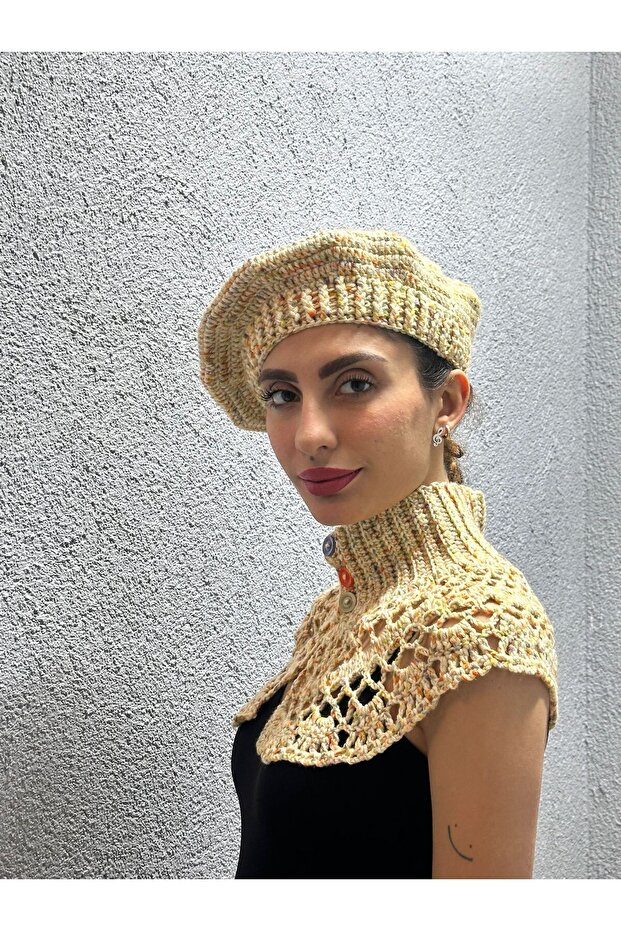 Hand Knitted French Painter Beret and Neck Collar Set