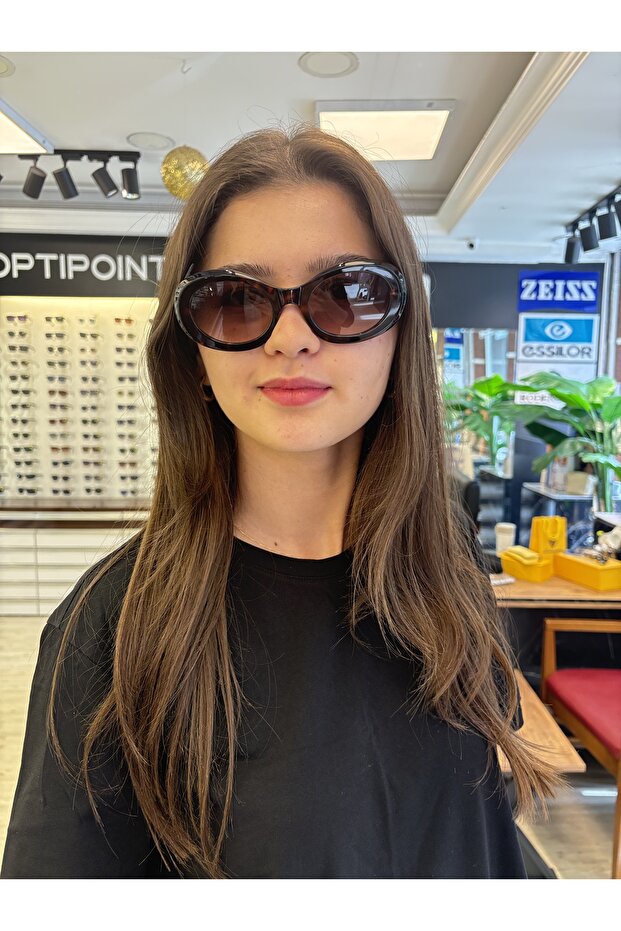 8376 52 C2 Women's Sunglasses