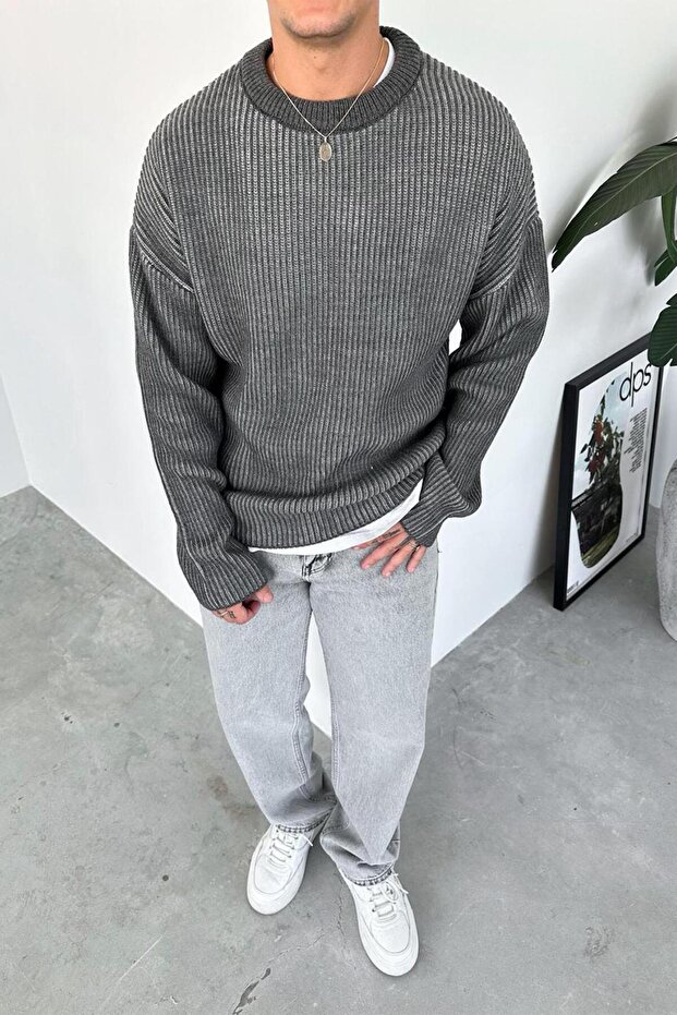 Antrasit Soft Yıkamalı Relaxed Triko Kazak - 1