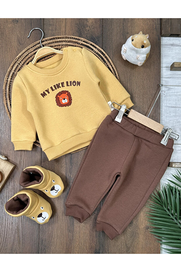 3-Threaded Interlock Knit Booties with Lion Print on Shoulder with Snap Fasteners Winter Baby Boy Set