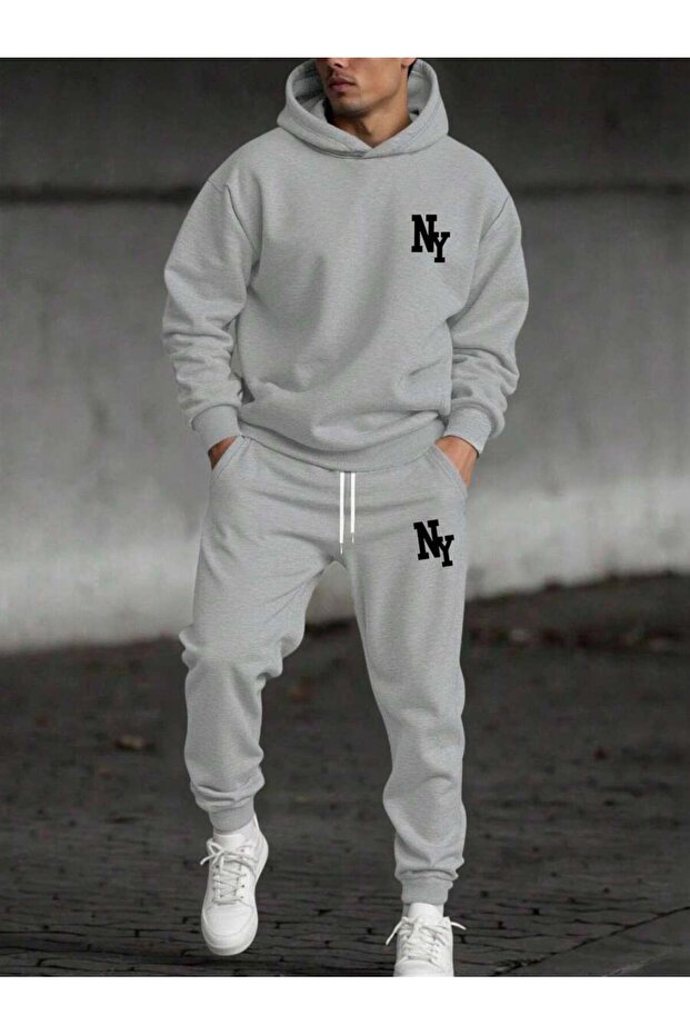 2-Piece Men's Tracksuit Set – Gray Oversized Sweatshirt and Sweatpants