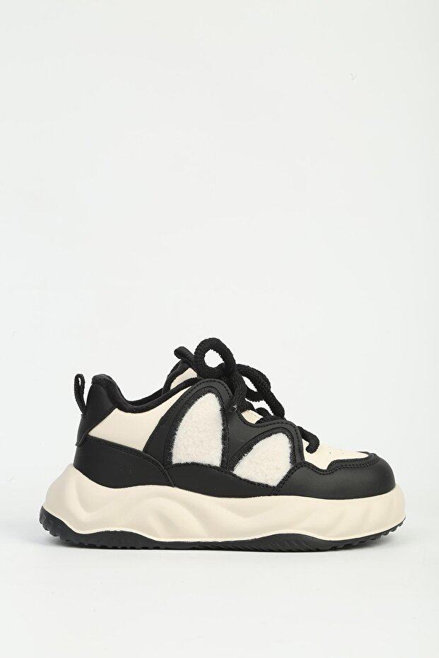 Children's Sports Shoes Black White Imported Bni-12031