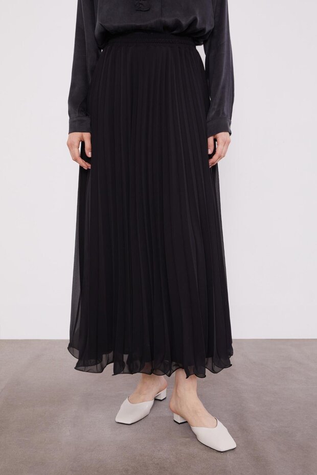 Siyah Piliseli Şifon Etek - 1