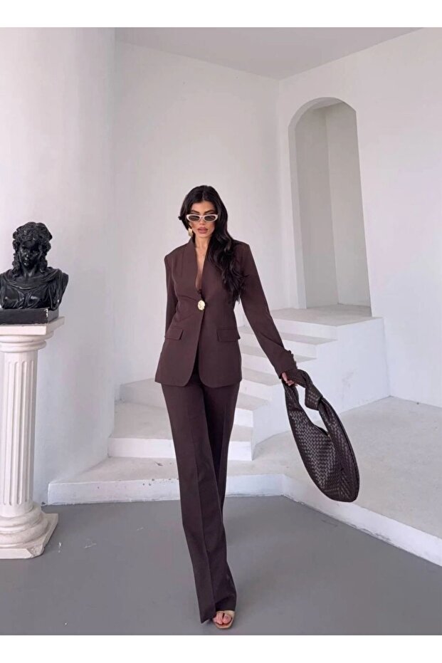 بدلة بليزر مزدوجة بزر واحد باللون الذهبي - 7