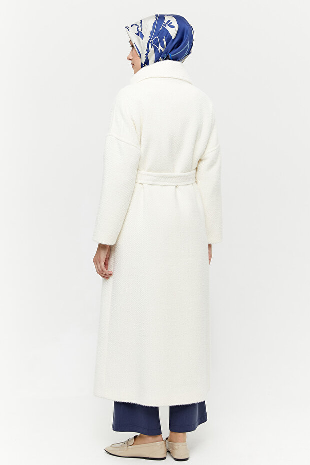 Mendil Yakalı Düğmeli Manto - 5