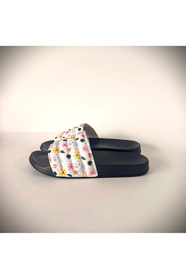 Patterned Children's Slippers - 1