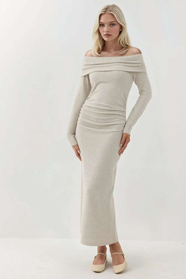 Yırtmaçlı Yumuşak Dokulu Straplez Midi Elbise Busem Collection - 1