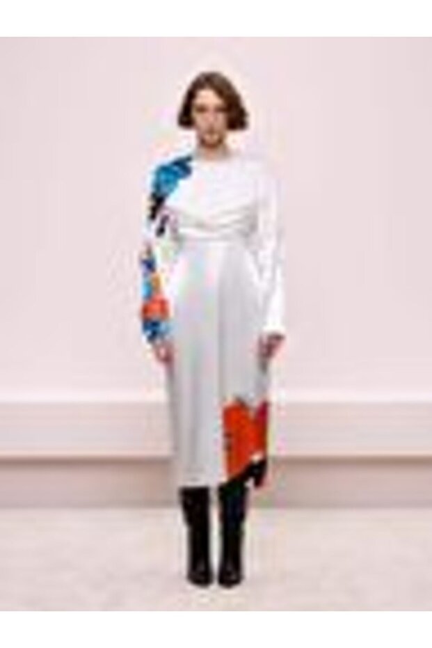 Desenli Ekru Elbise - 1