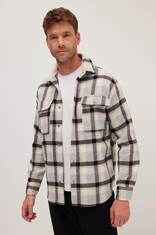 Relax Fit Comfortable Cut Double Pocket Flap Winter Lumberjack Checkered Men's Shirt