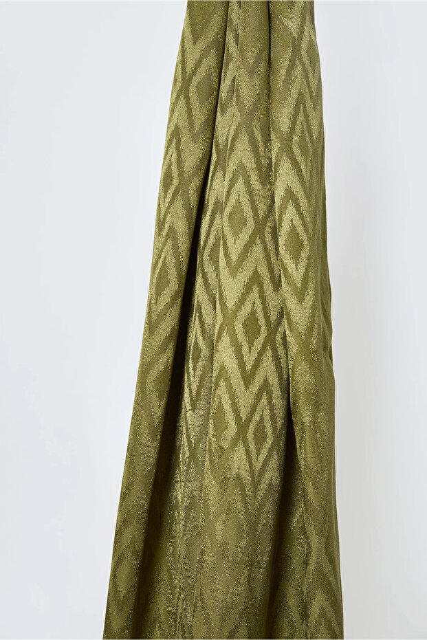 Tile Pattern Shiny Jacquard Shawl - 7