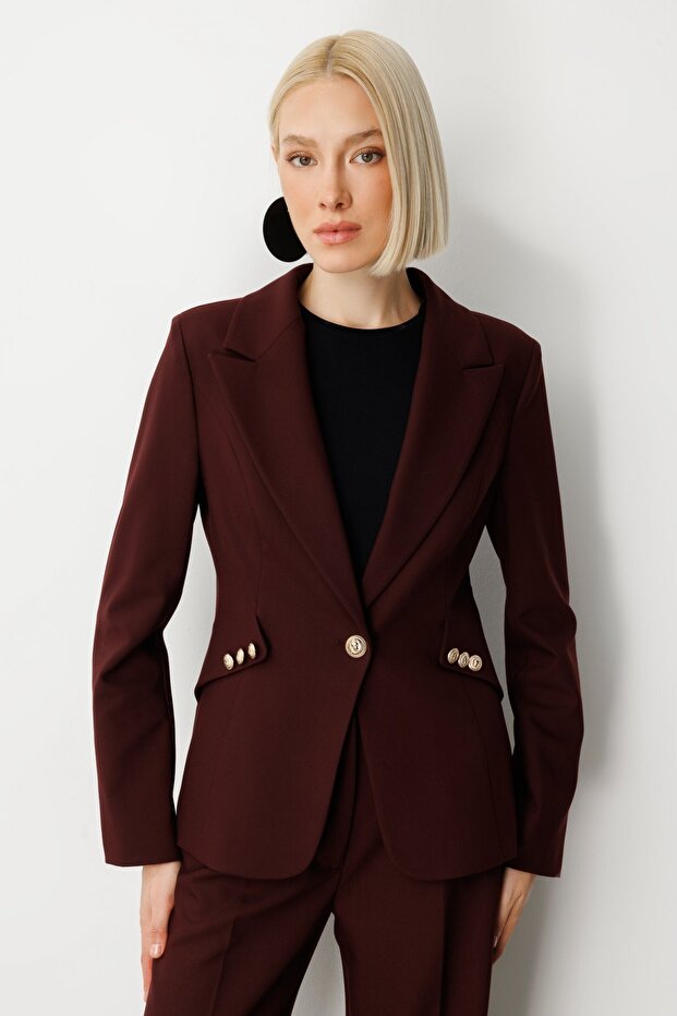 سترة مبطنة عند الأكتاف مع إكسسوارات أزرار - 1