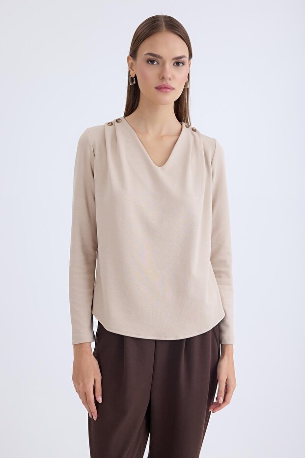 بلوزة بأكمام طويلة وأزرار على الكتف وياقة على شكل حرف V - 5