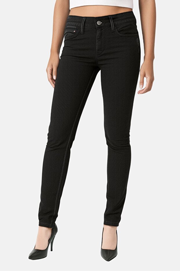 Women Regular Fit Solid Skinny Pants, Black