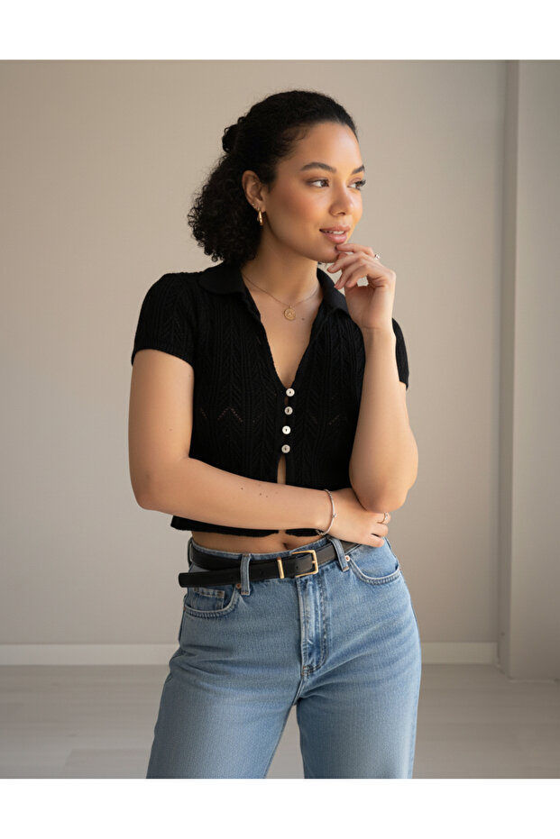 بلوزة بولو بياقة وبدون أكمام - 2