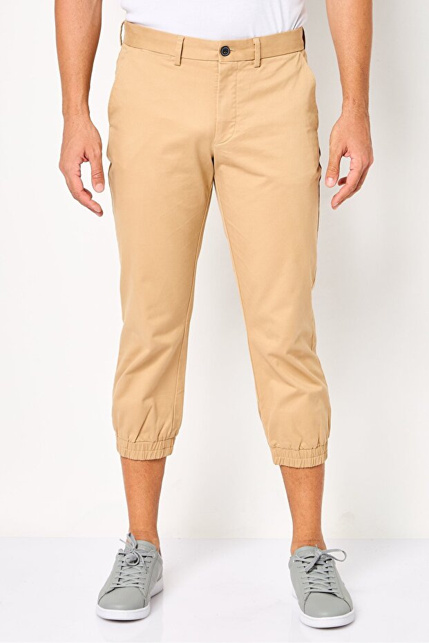Men Slim Fit Solid Joggers Pants, Beige