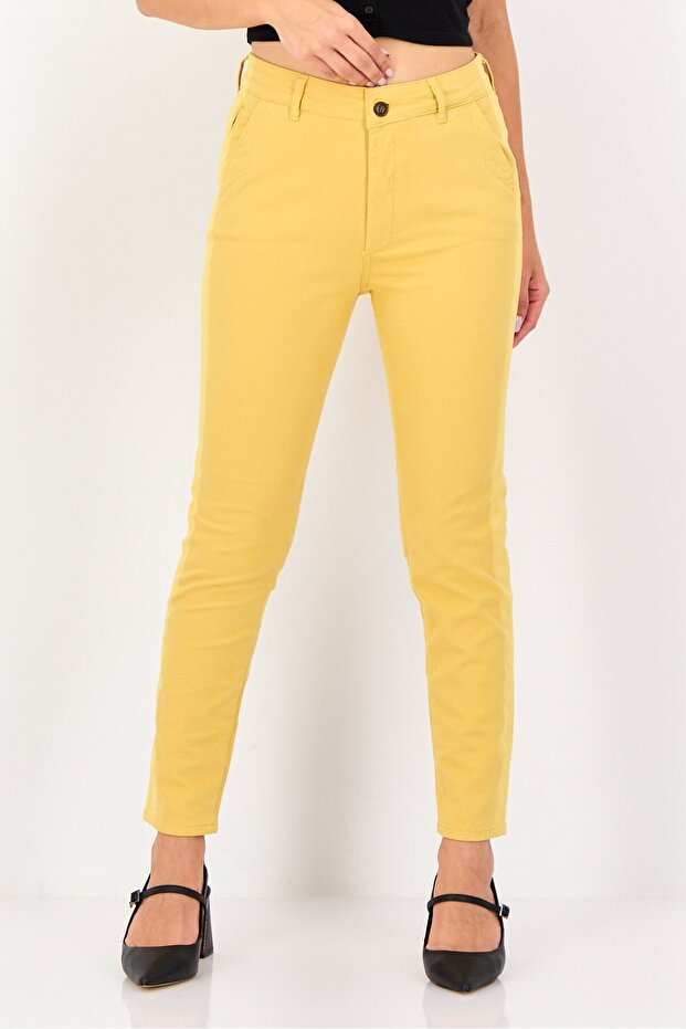 Women Tapered Fit Solid Chino Pants, Mustard