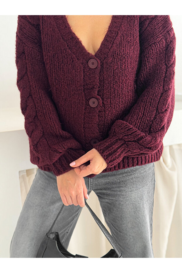 كارديجان ناعم للغاية بأربعة أزرار وياقة على شكل حرف V - 4