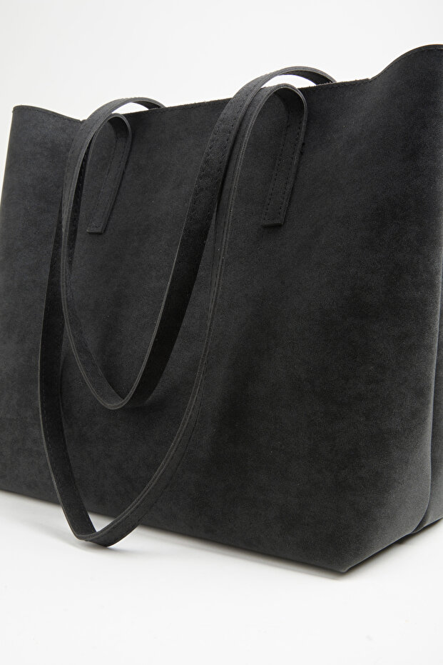 Women's Açelya Black Nubuck Large Zip-Closure Hand and Arm Bag