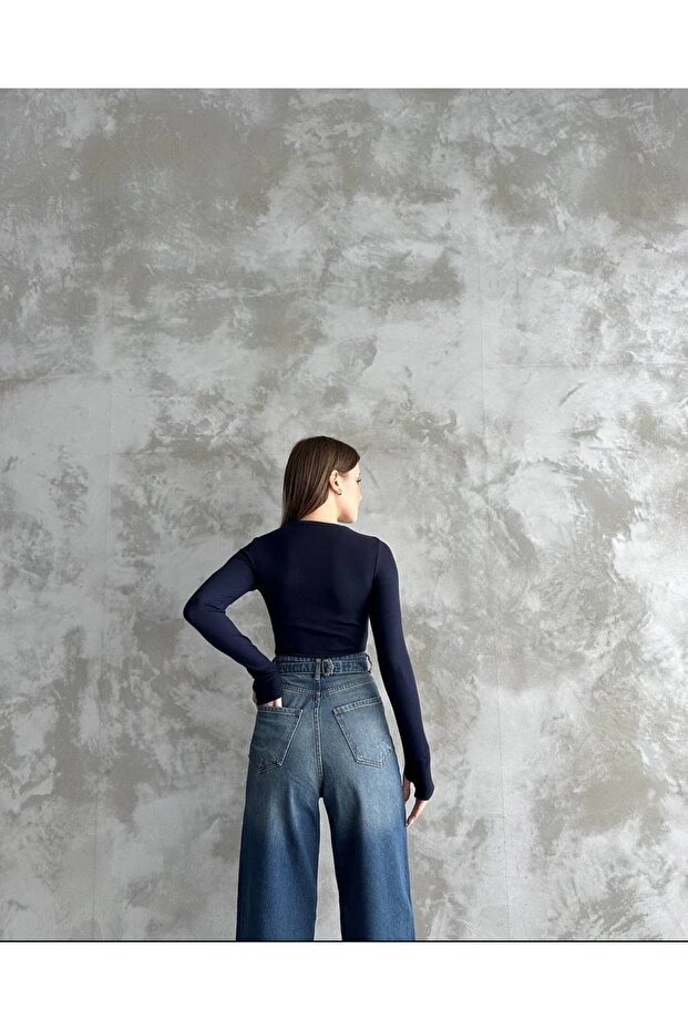 Marka Parmak Geçmeli Bluz - 2