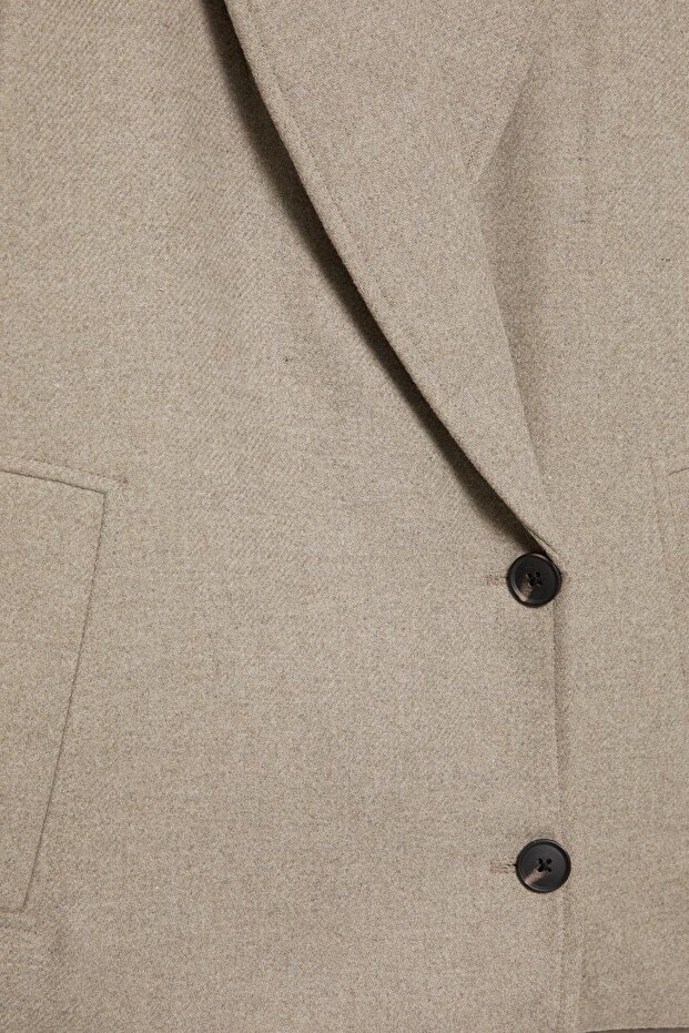 Volümlü yünlü kısa kaban - 7