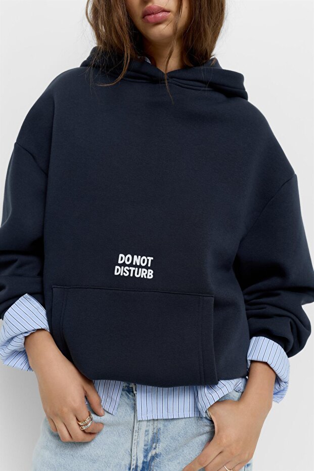 Kapüşonlu kedi grafik desenli sweatshirt - 5