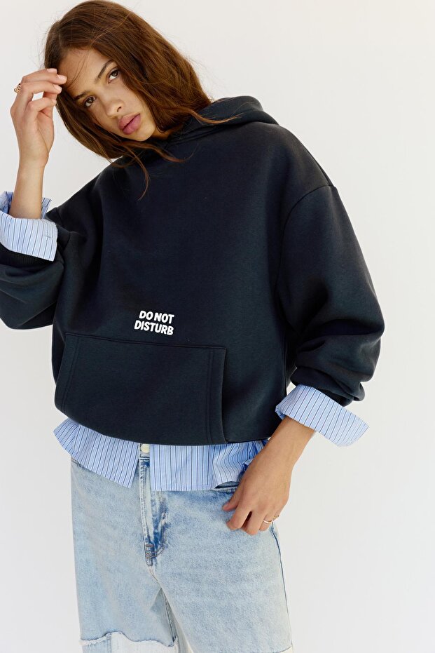 Kapüşonlu kedi grafik desenli sweatshirt - 1