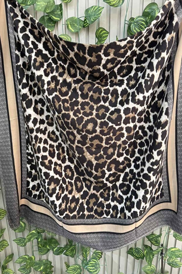 Leopard Patterned Mink Shawl - 1