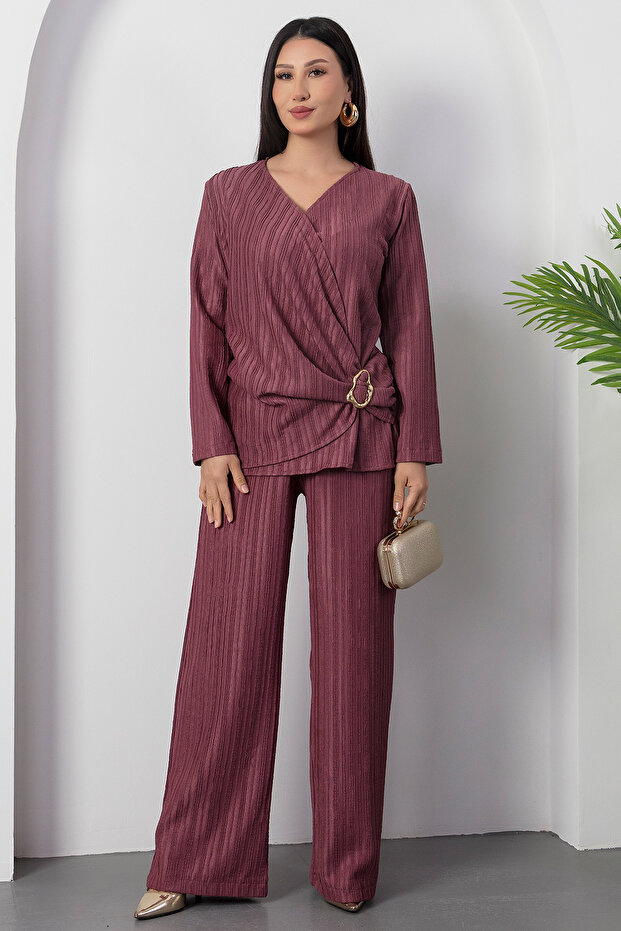 طقم مكون من قطعتين بياقة مزدوجة ومشبك D-82 - 1